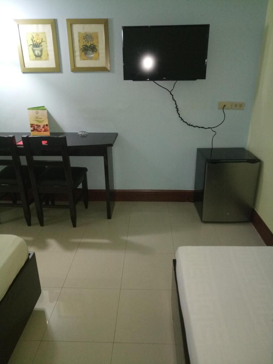 Vista Hotel Recto Манила Екстериор снимка