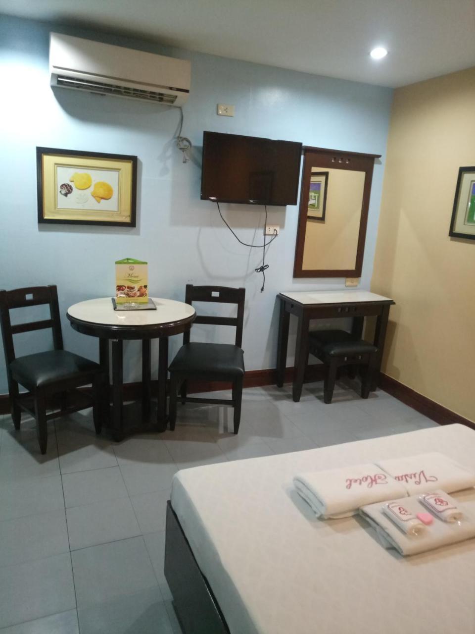 Vista Hotel Recto Манила Екстериор снимка